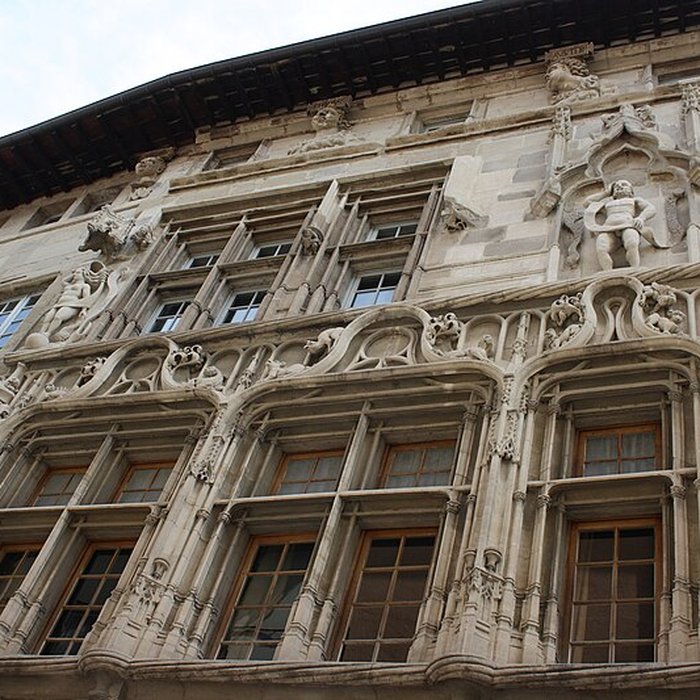 Photo de Maison des Têtes de Valence