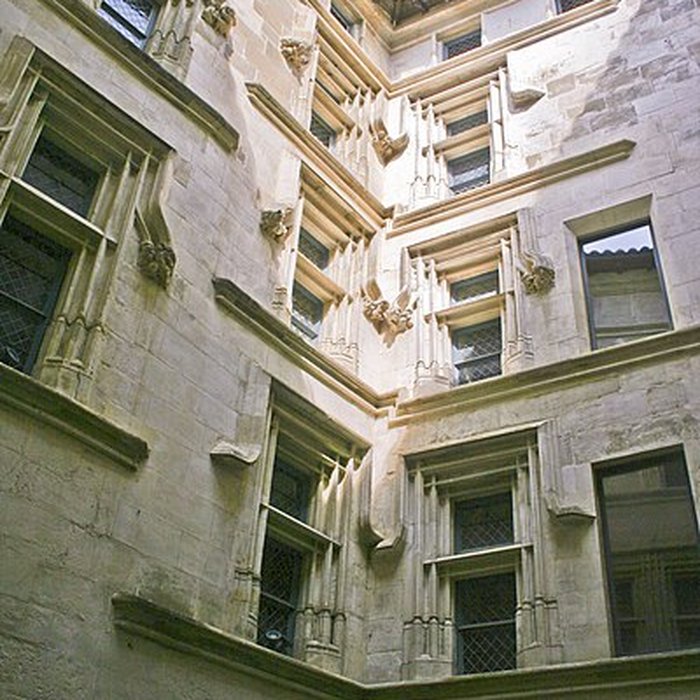 Photo de Maison des Têtes de Valence