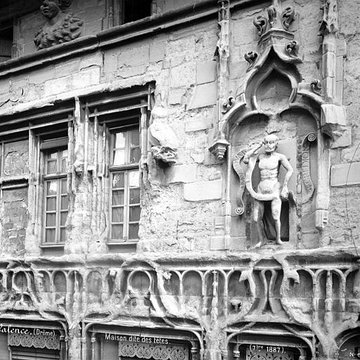 Maison des Têtes de Valence