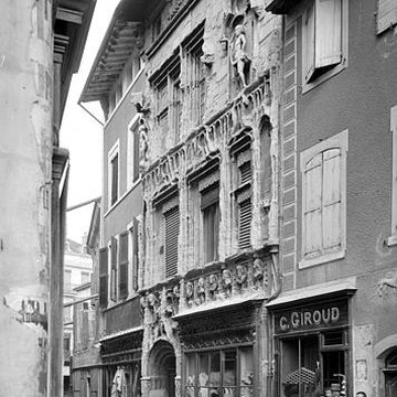 Maison des Têtes de Valence