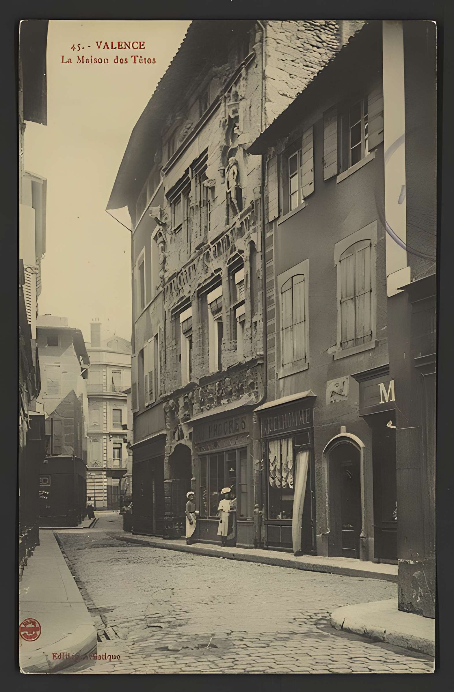 Maison des Têtes de Valence