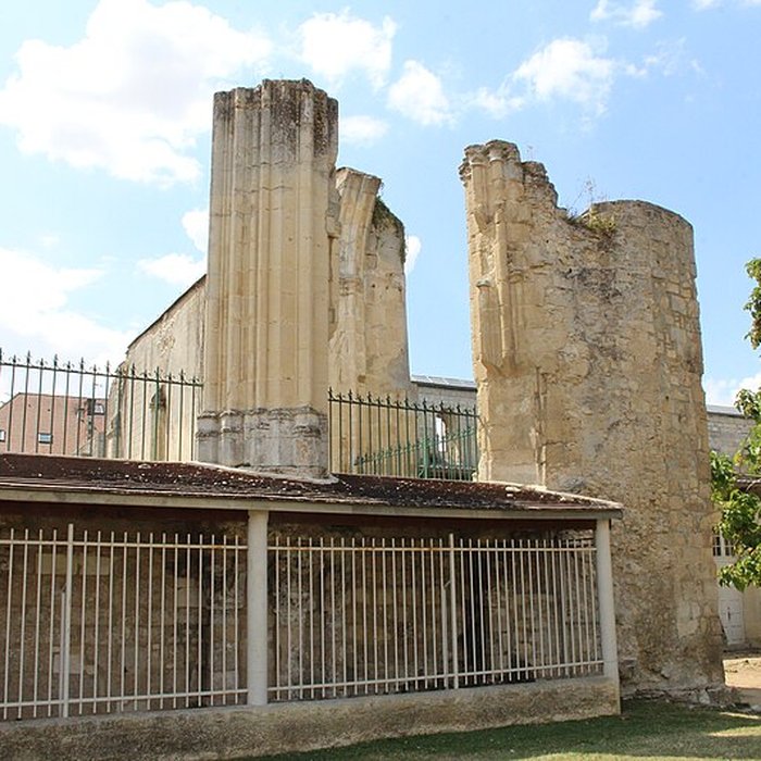 Photo de Abbaye Saint-Arnould de Crépy-en-Valois