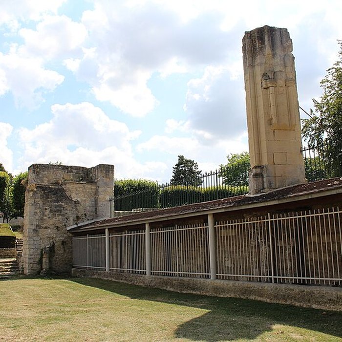 Photo de Abbaye Saint-Arnould de Crépy-en-Valois