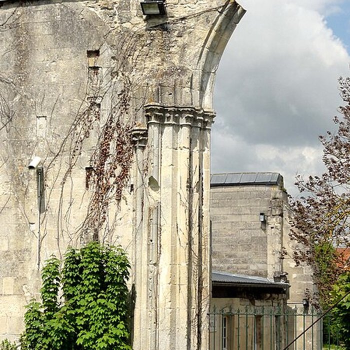 Photo de Abbaye Saint-Arnould de Crépy-en-Valois