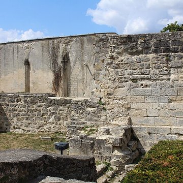 Abbaye Saint-Arnould de Crépy-en-Valois