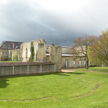 Abbaye Saint-Arnould de Crépy-en-Valois