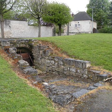 Abbaye Saint-Arnould de Crépy-en-Valois