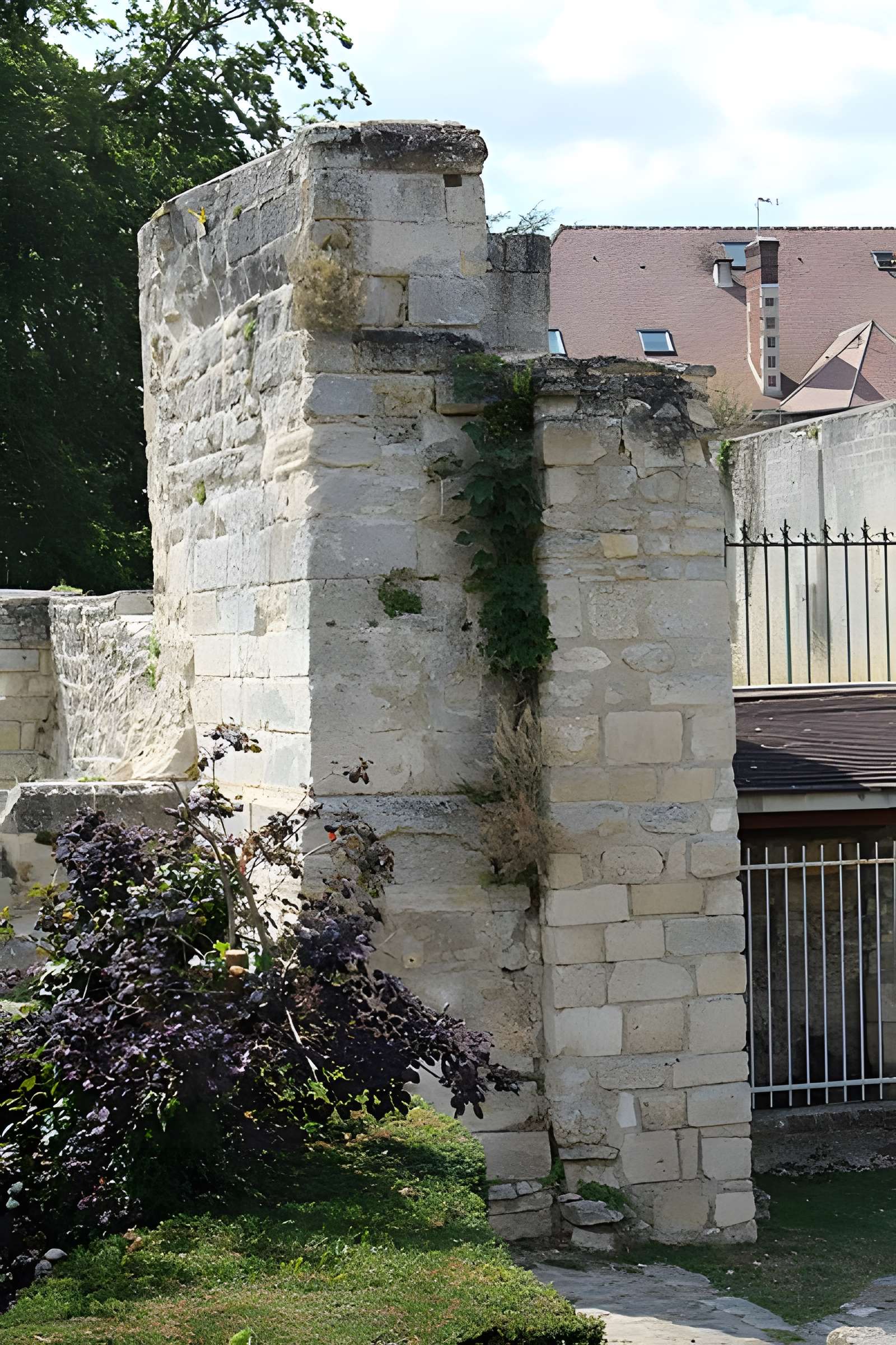 Abbaye Saint-Arnould de Crépy-en-Valois