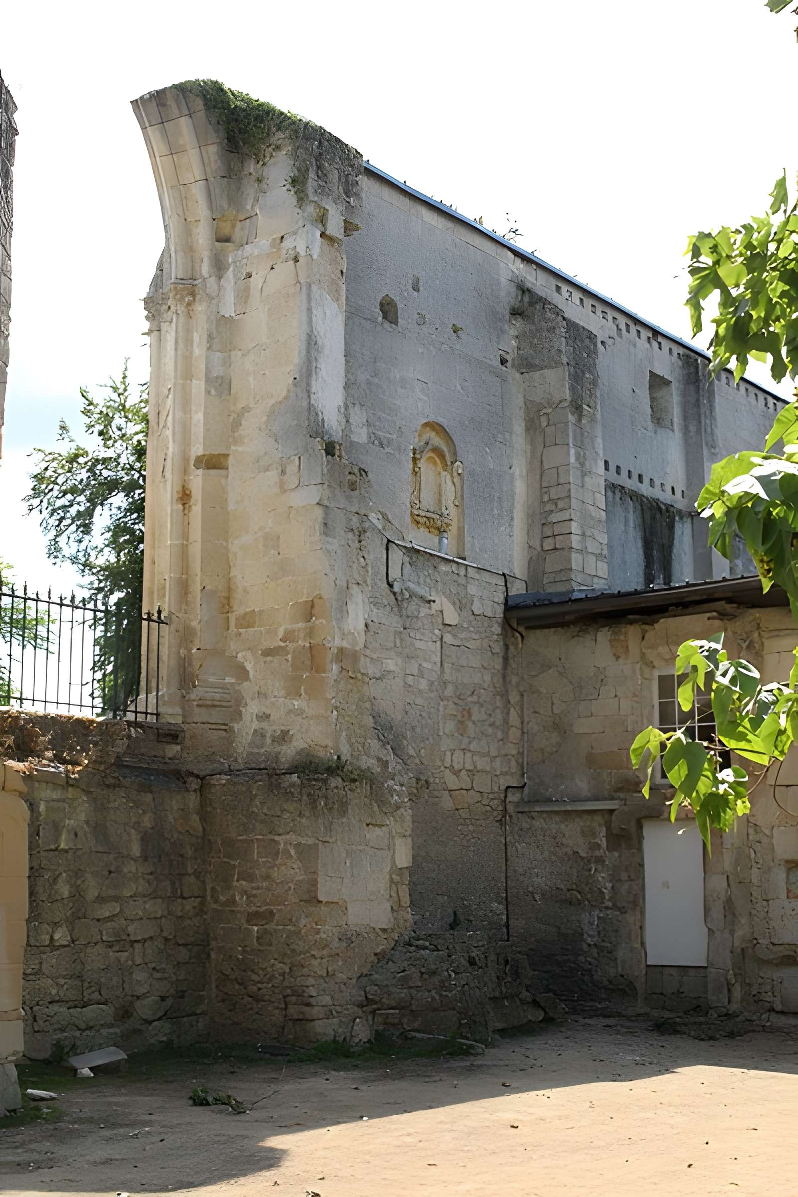 Abbaye Saint-Arnould de Crépy-en-Valois