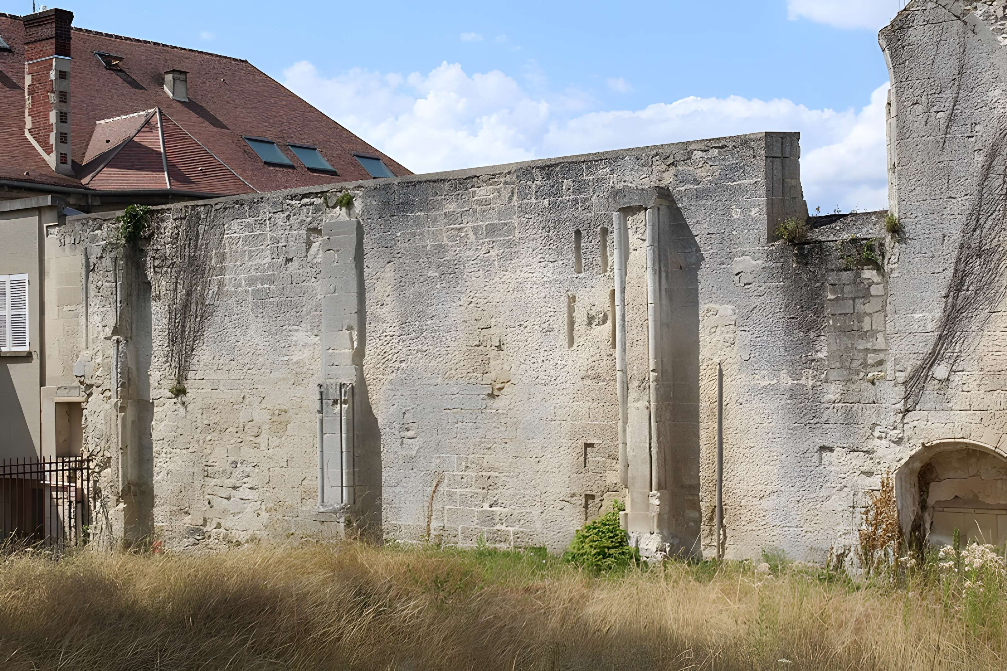 Abbaye Saint-Arnould de Crépy-en-Valois