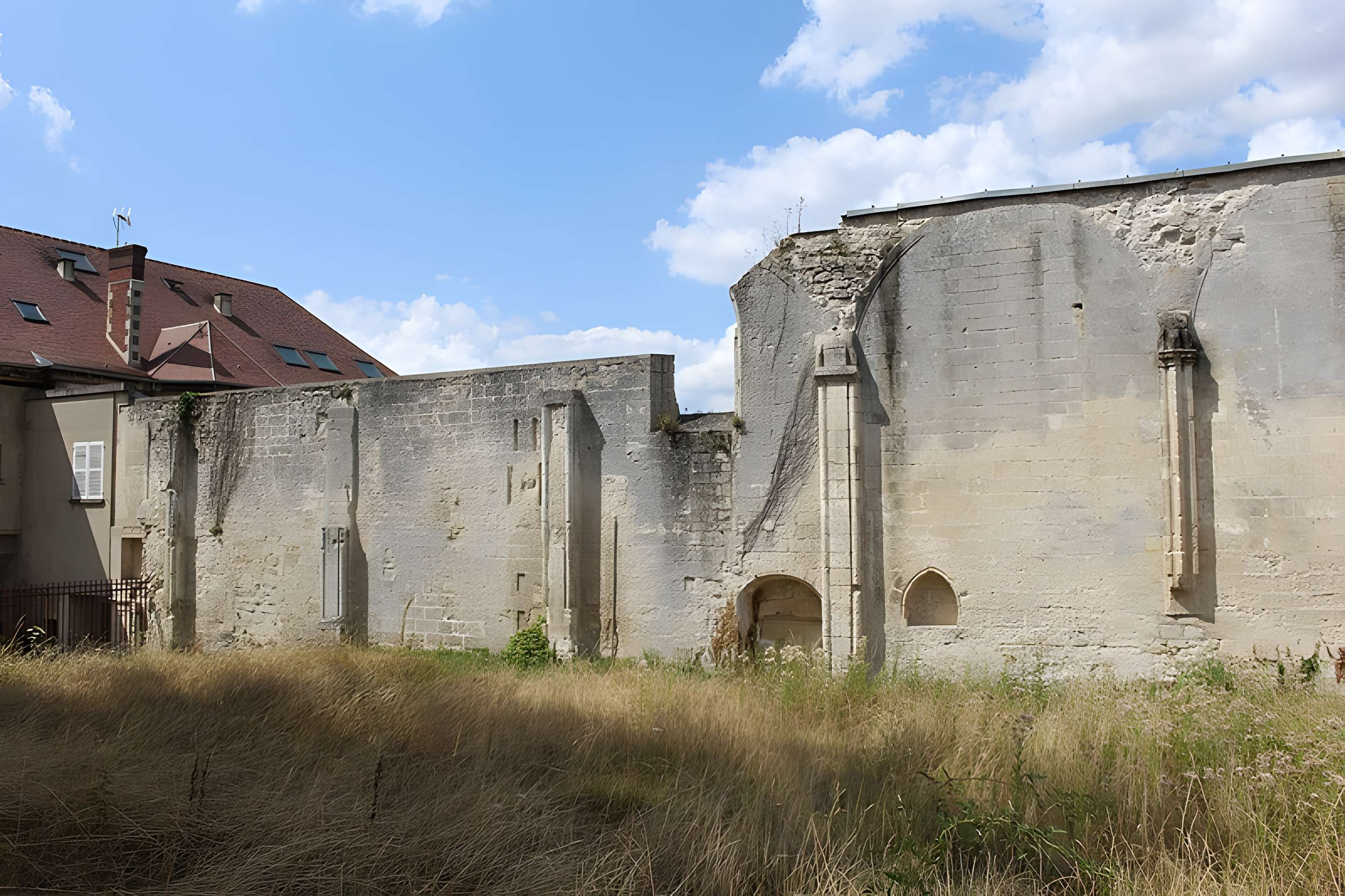 Abbaye Saint-Arnould de Crépy-en-Valois