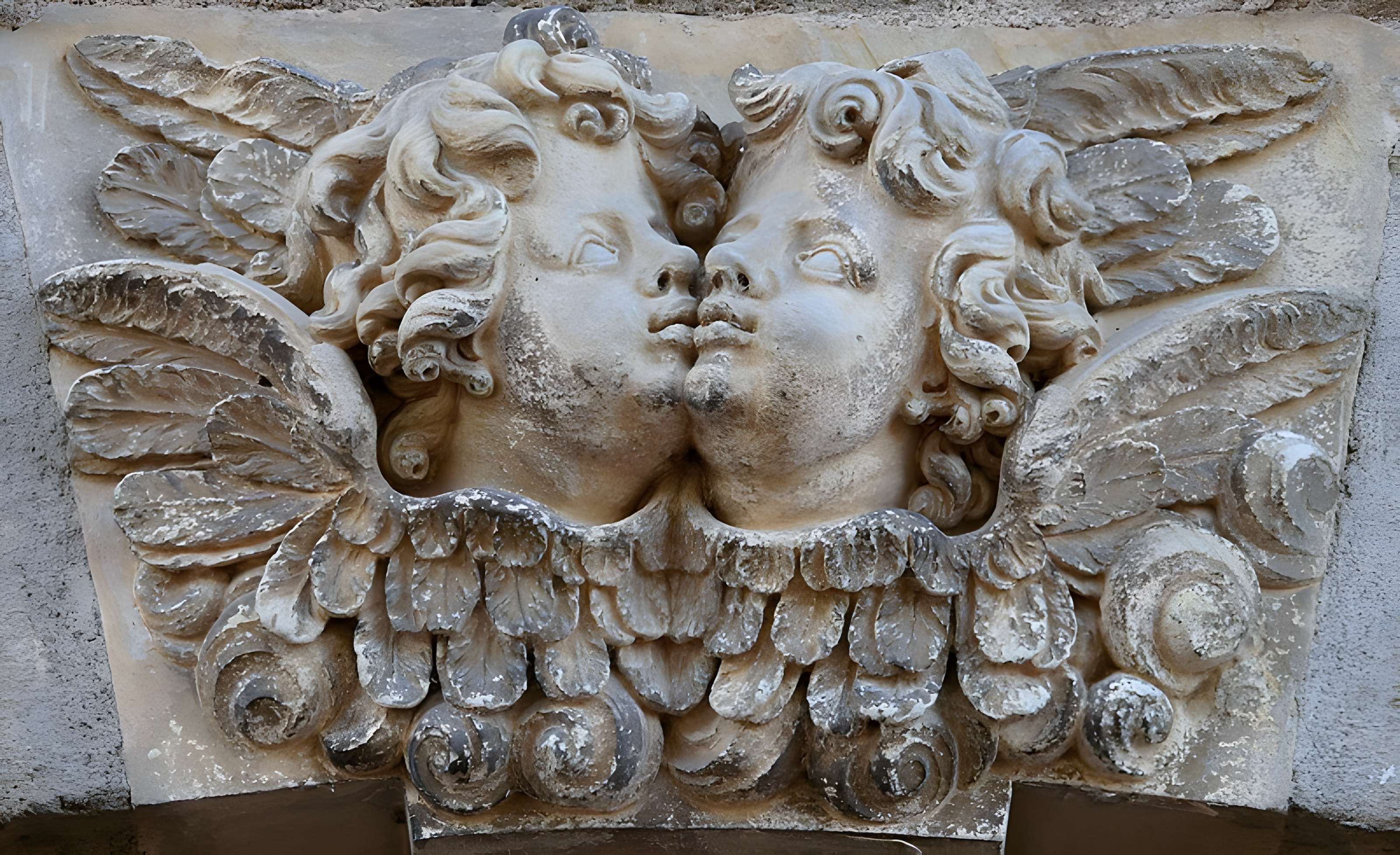 Maison des Vertus cardinales à Saint-Menoux