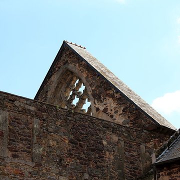 Abbaye Saint-Jacques de Montfort