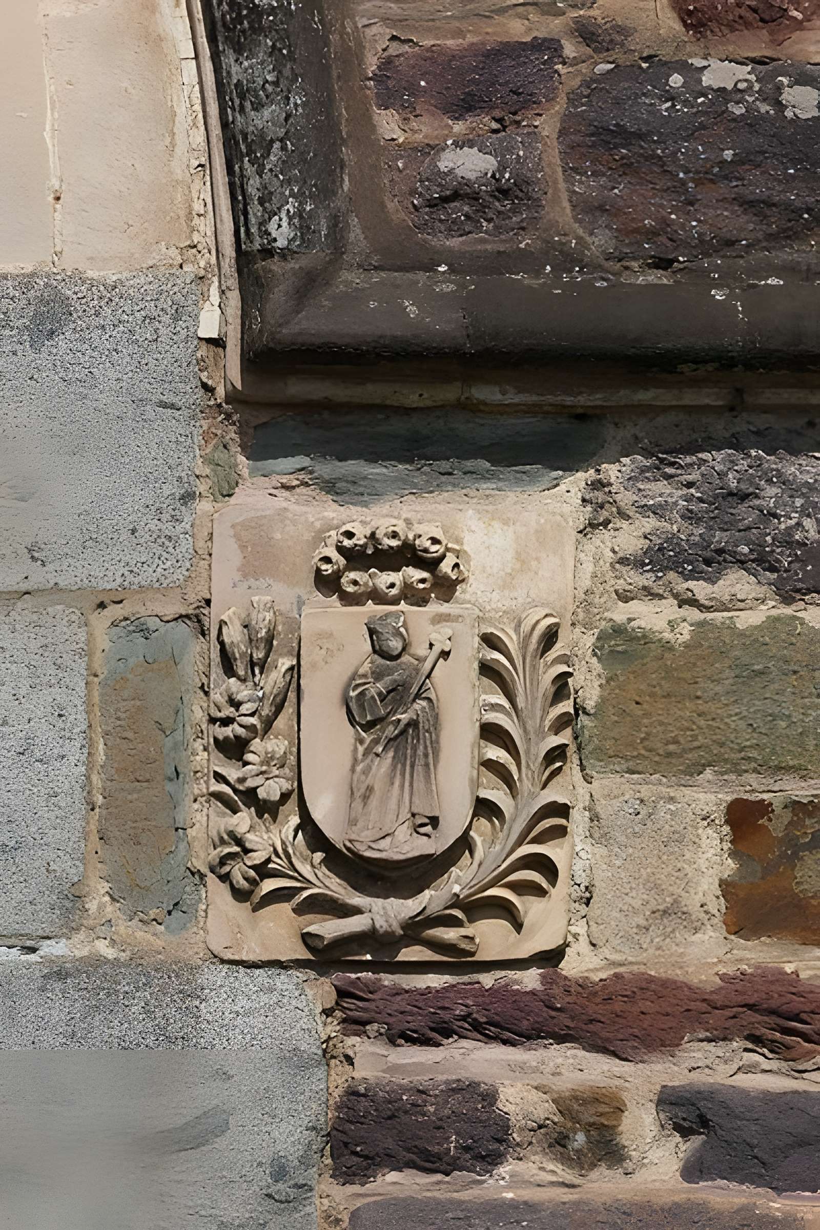 Abbaye Saint-Jacques de Montfort