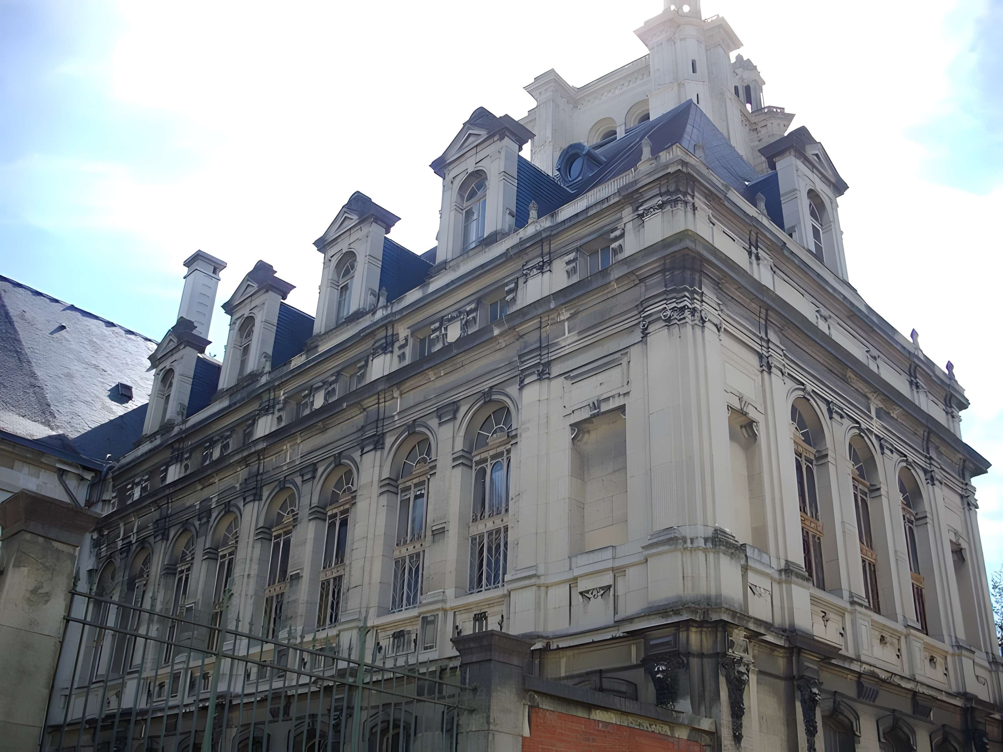 Abbaye Saint-Loup de Troyes