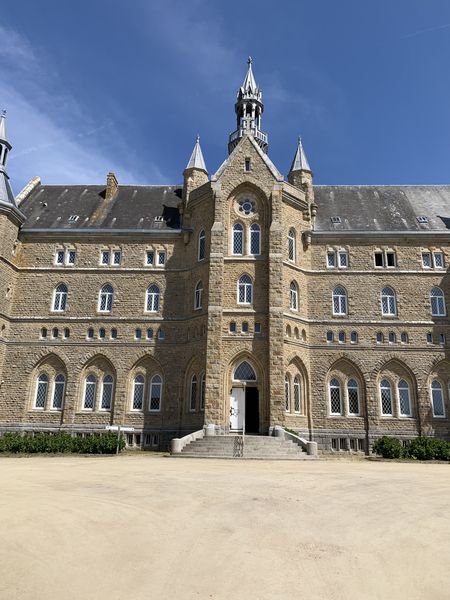 Abbaye Saint-Michel de Kergonan