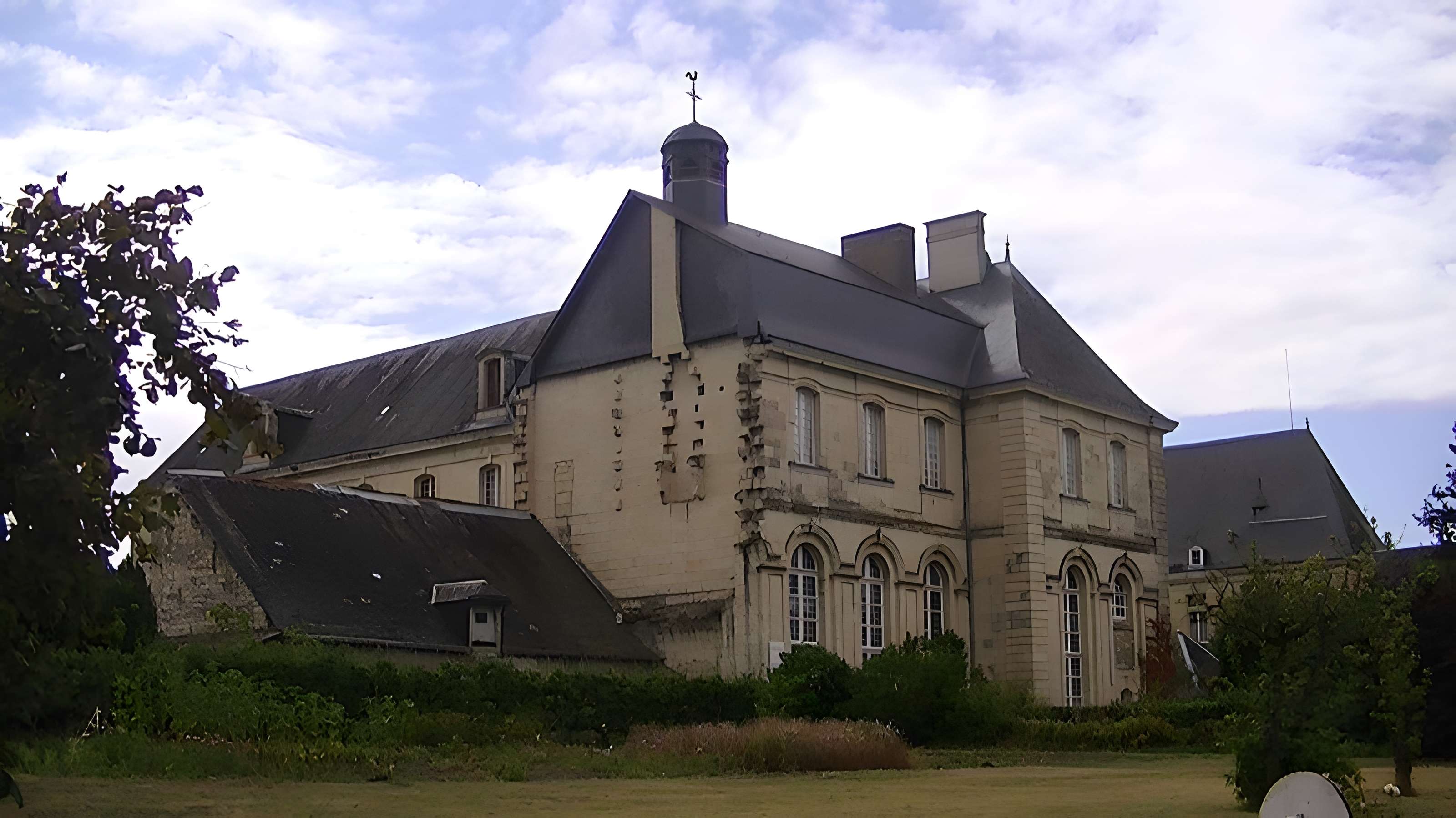 Abbaye Saint-Pierre de Bourgueil