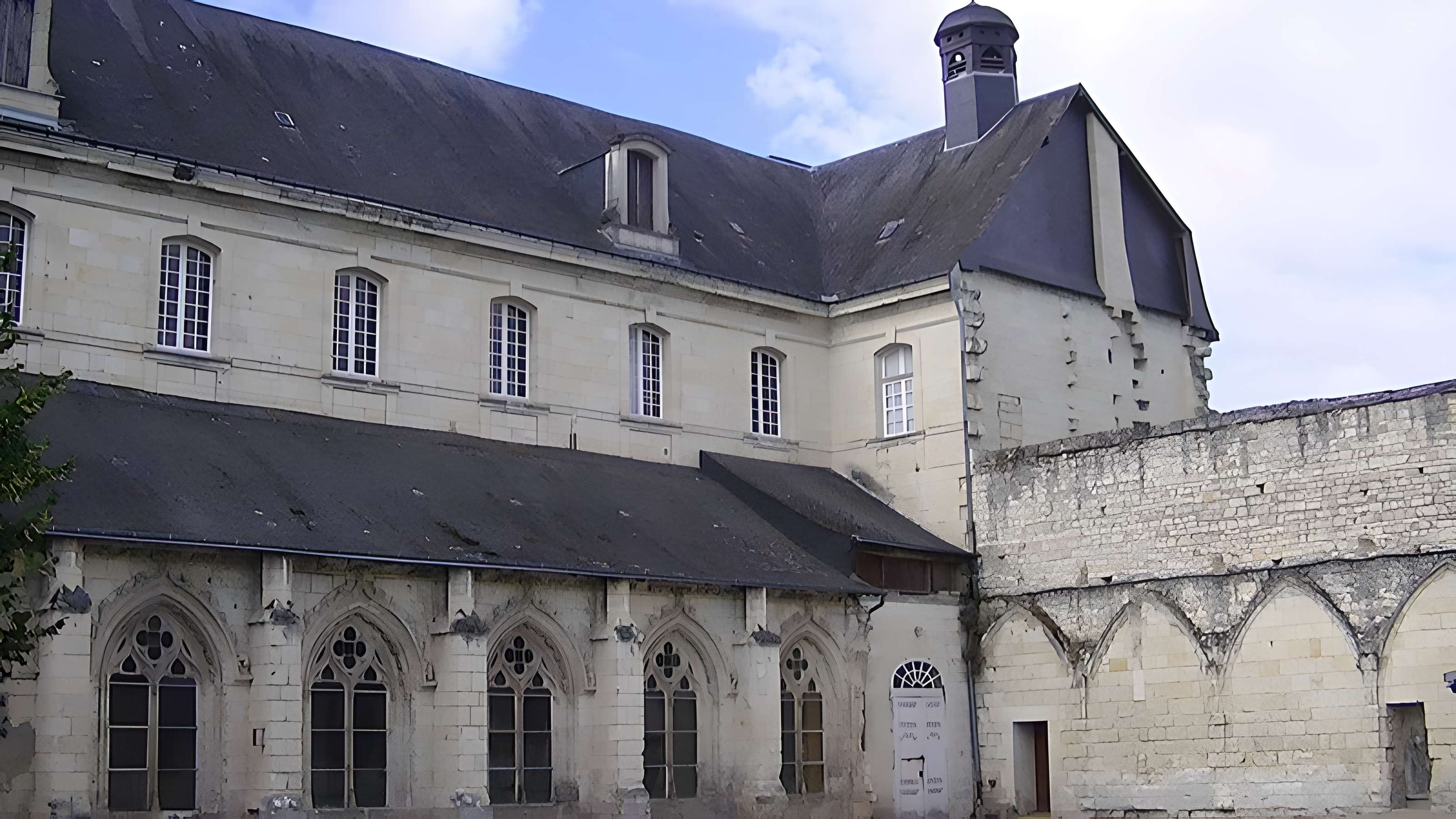 Abbaye Saint-Pierre de Bourgueil