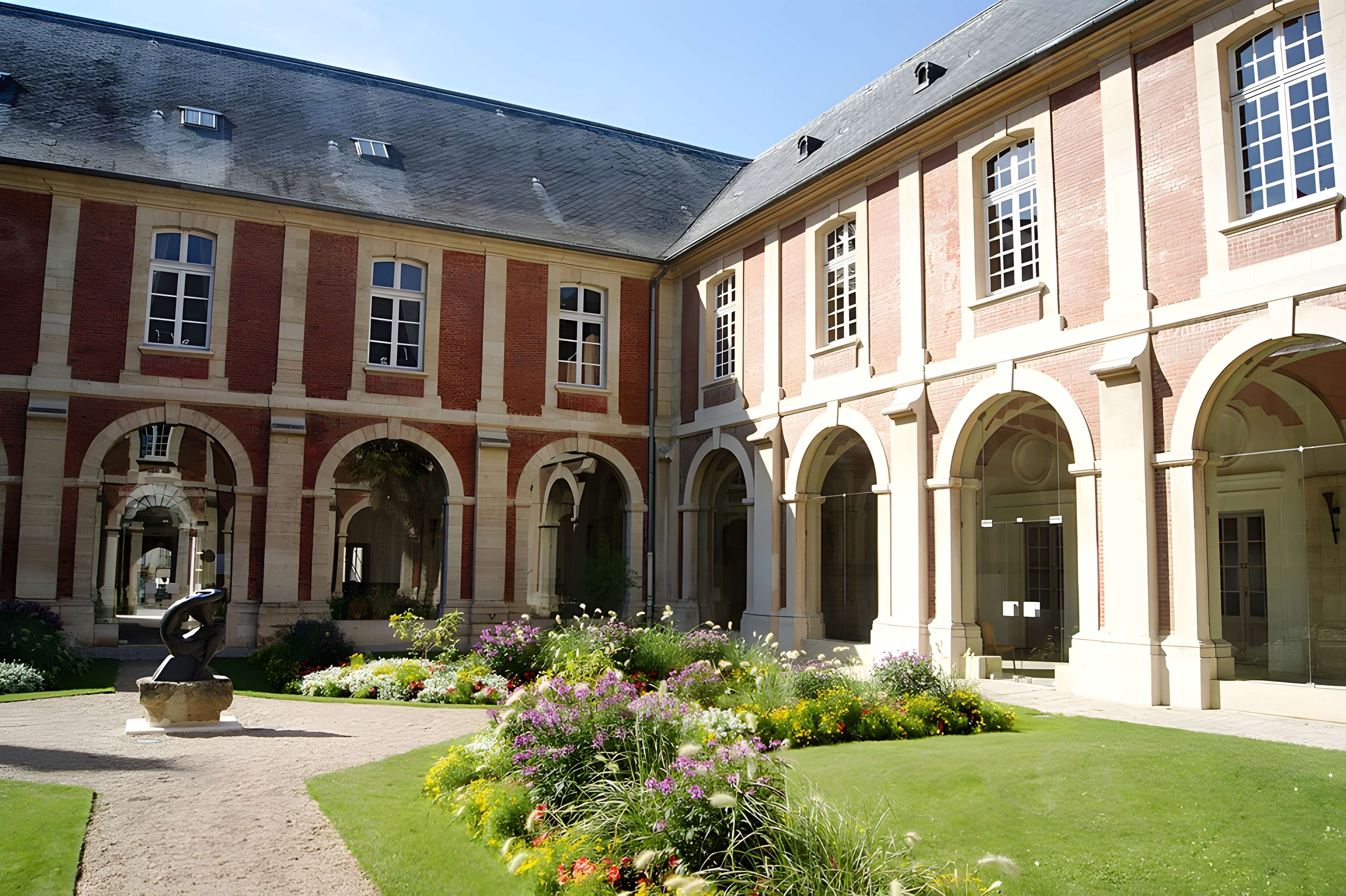 Abbaye Saint-Pierre de Lagny