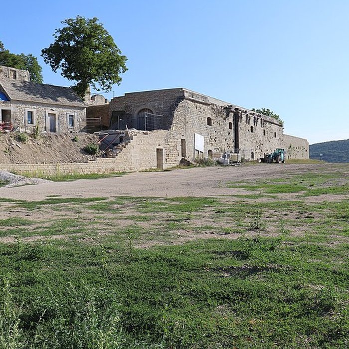 Photo de Abbaye Saint-Vivant de Curtil-Vergy