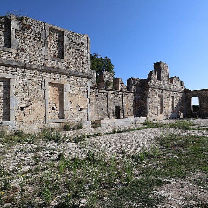 Photo de Abbaye Saint-Vivant de Curtil-Vergy
