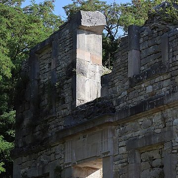 Abbaye Saint-Vivant de Curtil-Vergy