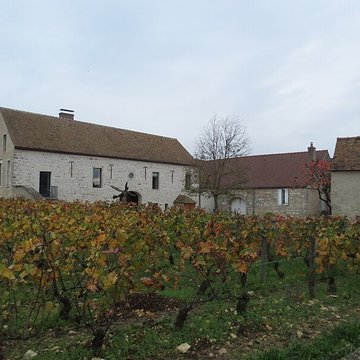 Abbaye Saint-Vivant de Curtil-Vergy