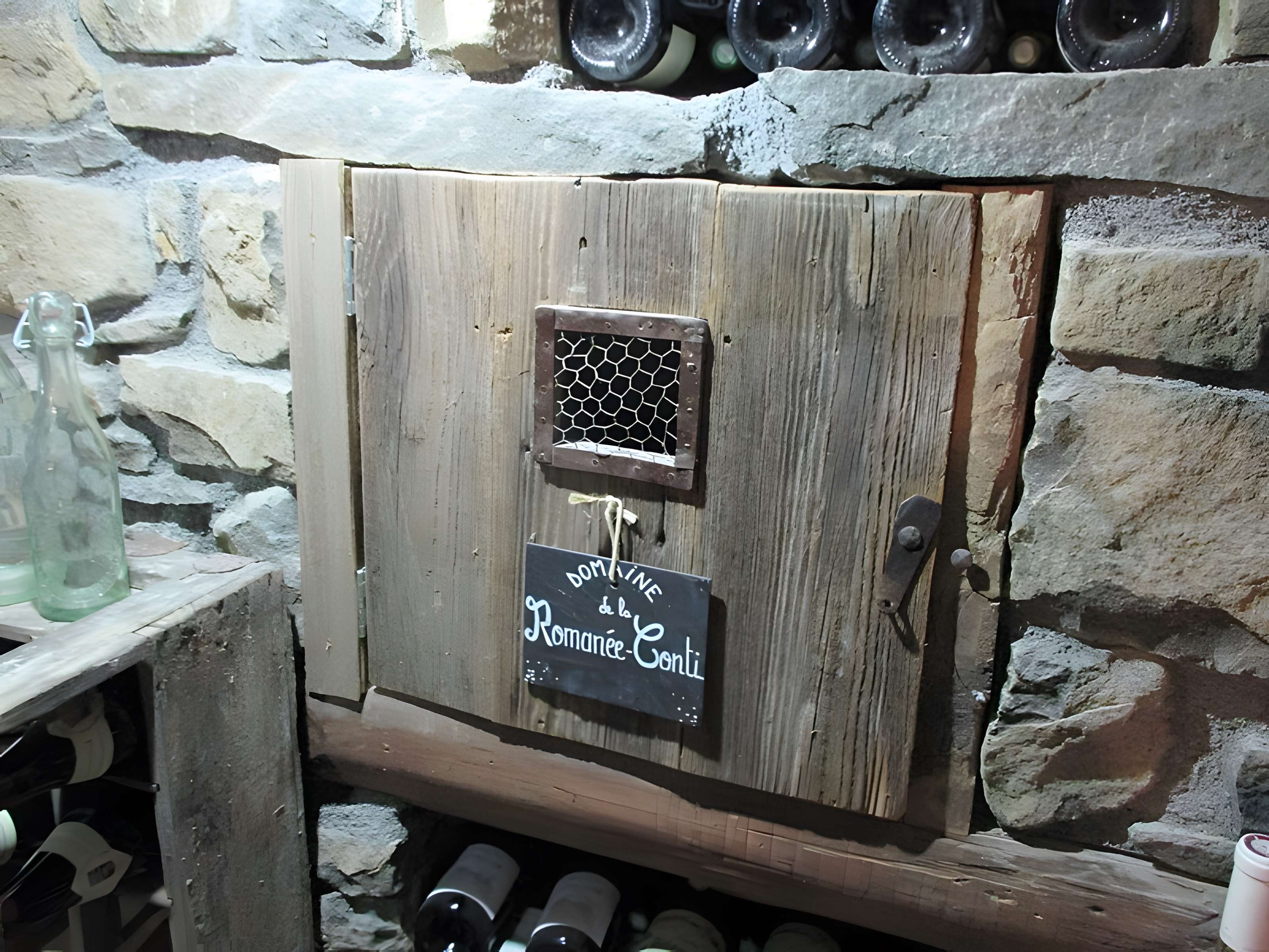 Abbaye Saint-Vivant de Curtil-Vergy