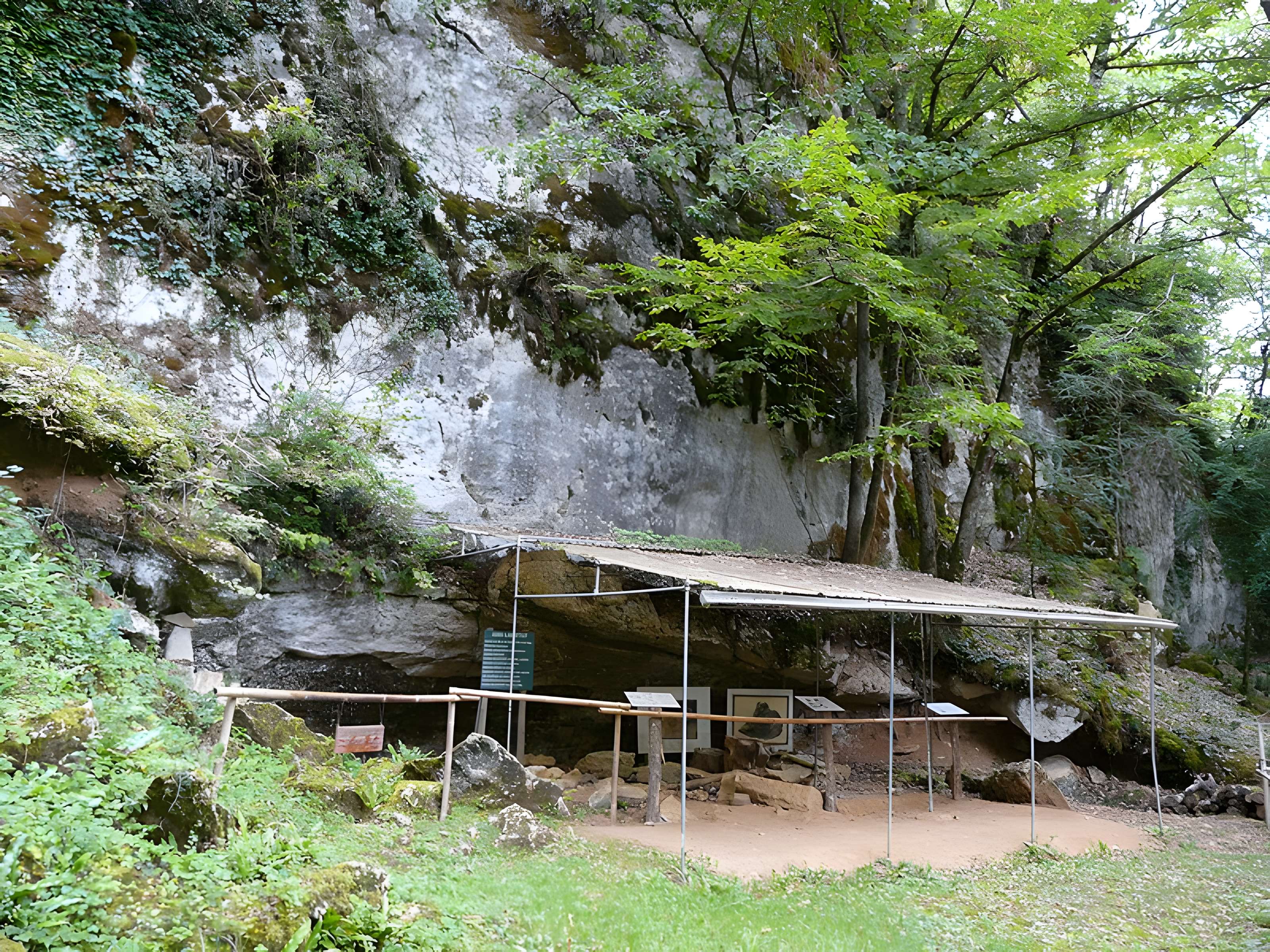 Abri Labattut à Sergeac