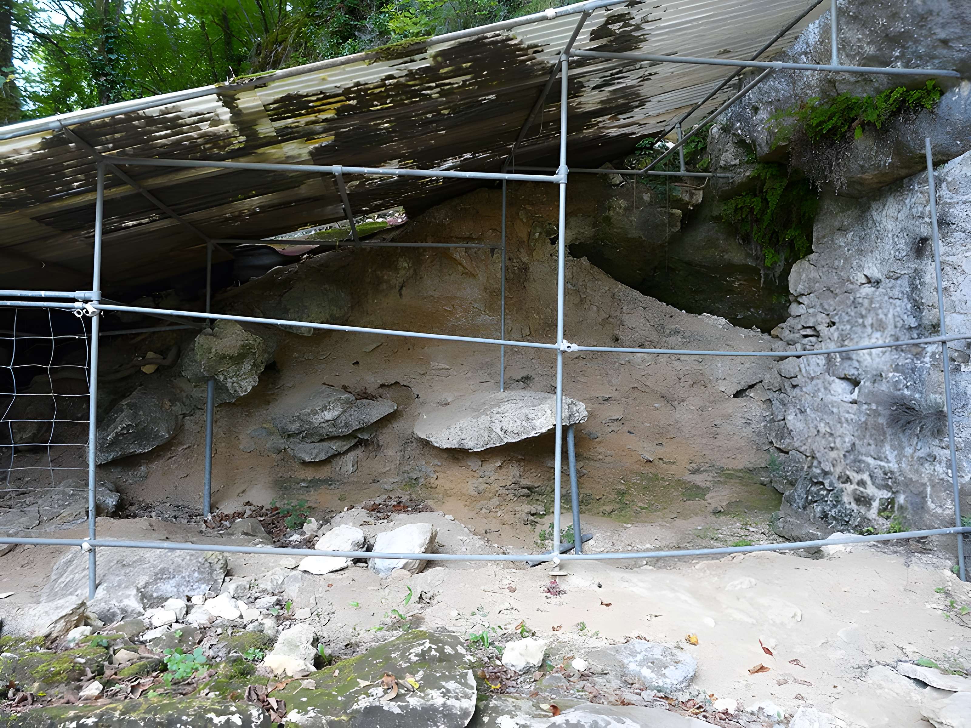 Abri Reverdit à Sergeac