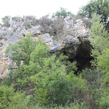 Abri sous roche de la Colombière à Neuville-sur-Ain