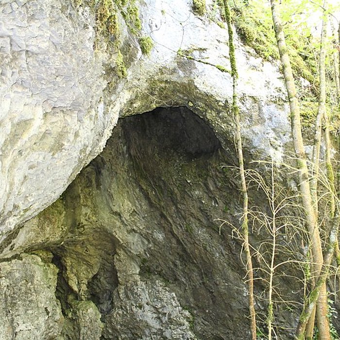 Photo de Abri sous roche dit Grotte préhistorique de Lievrin à Brégnier-Cordon