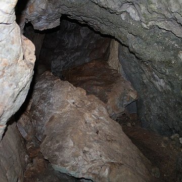 Abri sous roche dit Grotte préhistorique de Lievrin à Brégnier-Cordon