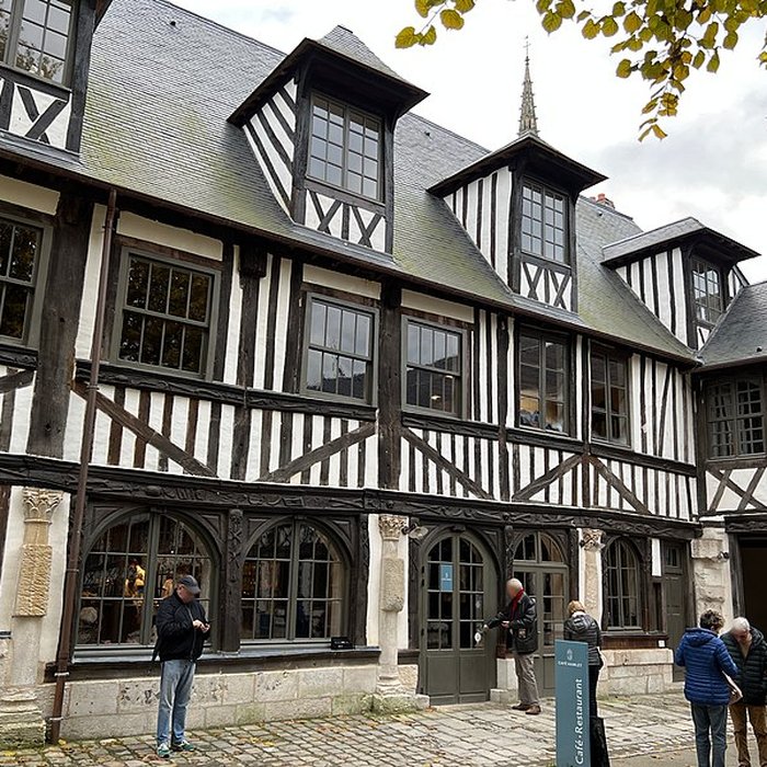 Photo de Aître Saint-Maclou à Rouen