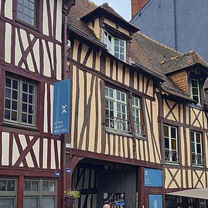 Photo de Aître Saint-Maclou à Rouen