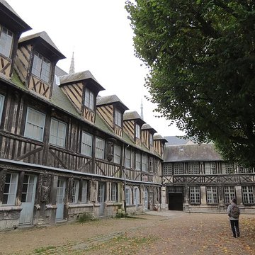Aître Saint-Maclou à Rouen
