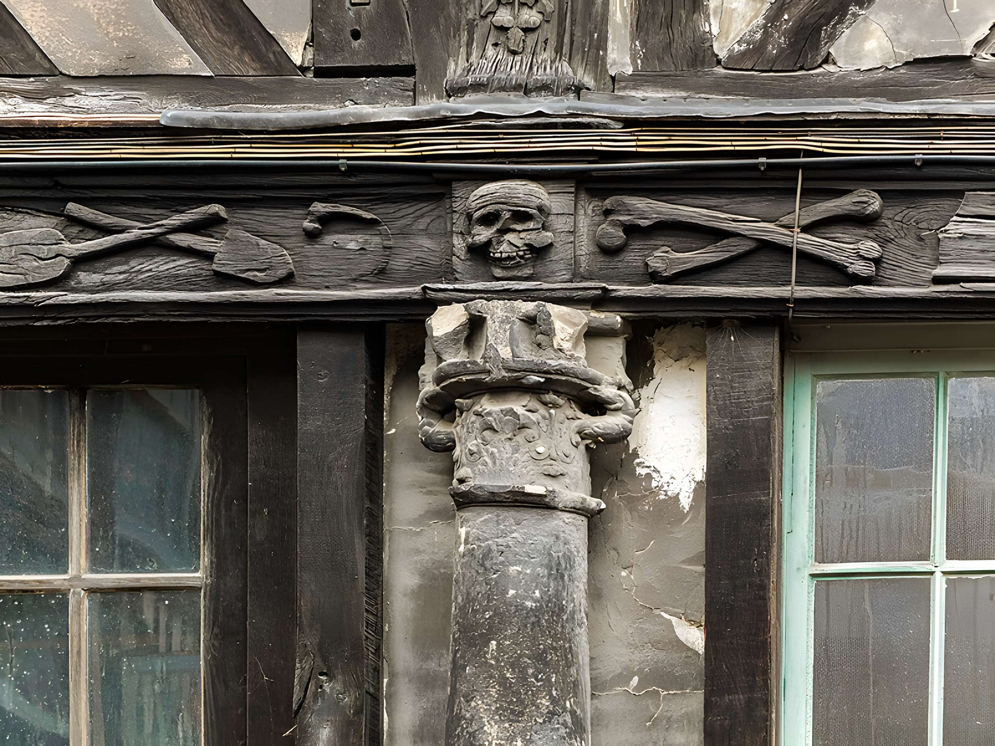 Aître Saint-Maclou à Rouen