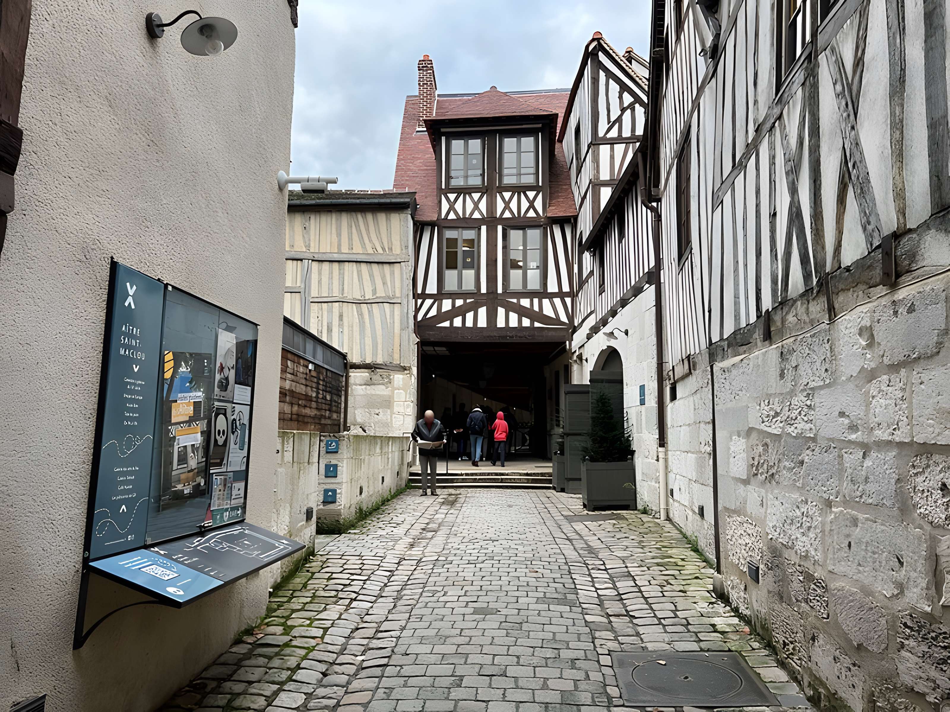 Aître Saint-Maclou à Rouen
