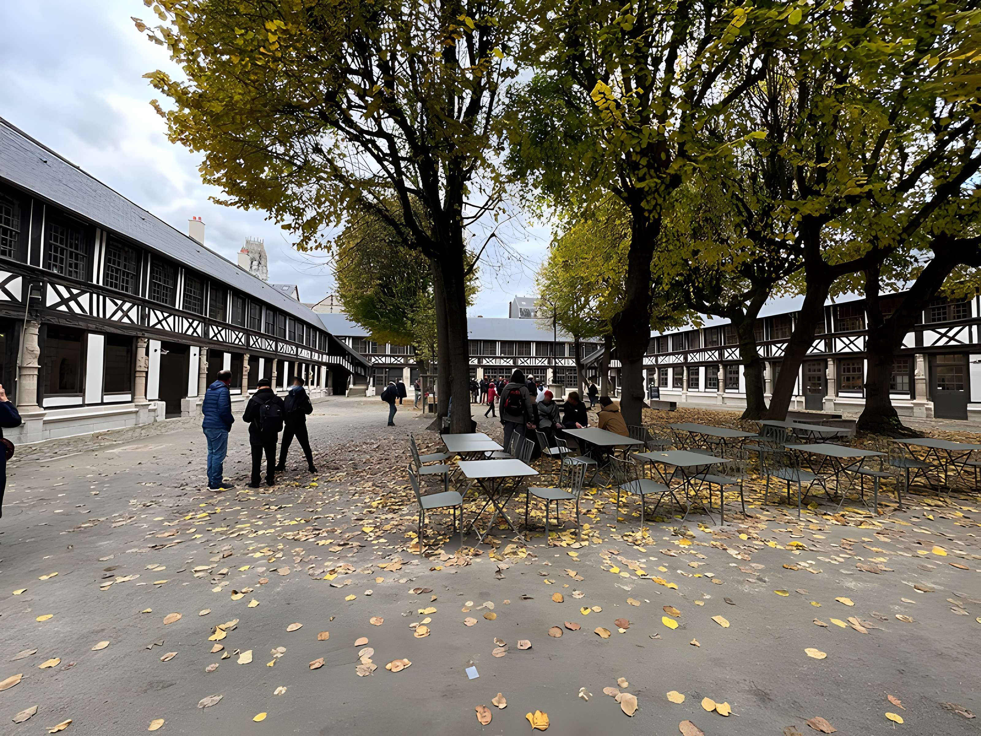 Aître Saint-Maclou à Rouen
