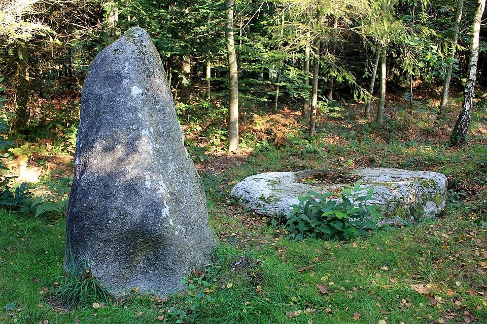 Alignement de Kornevec à Camors