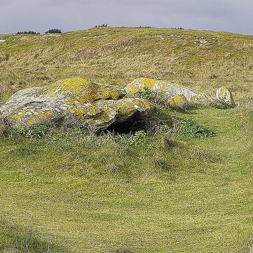 Allée couverte de Pont-ar-Bleiz à Lampaul-Ploudalmézeau