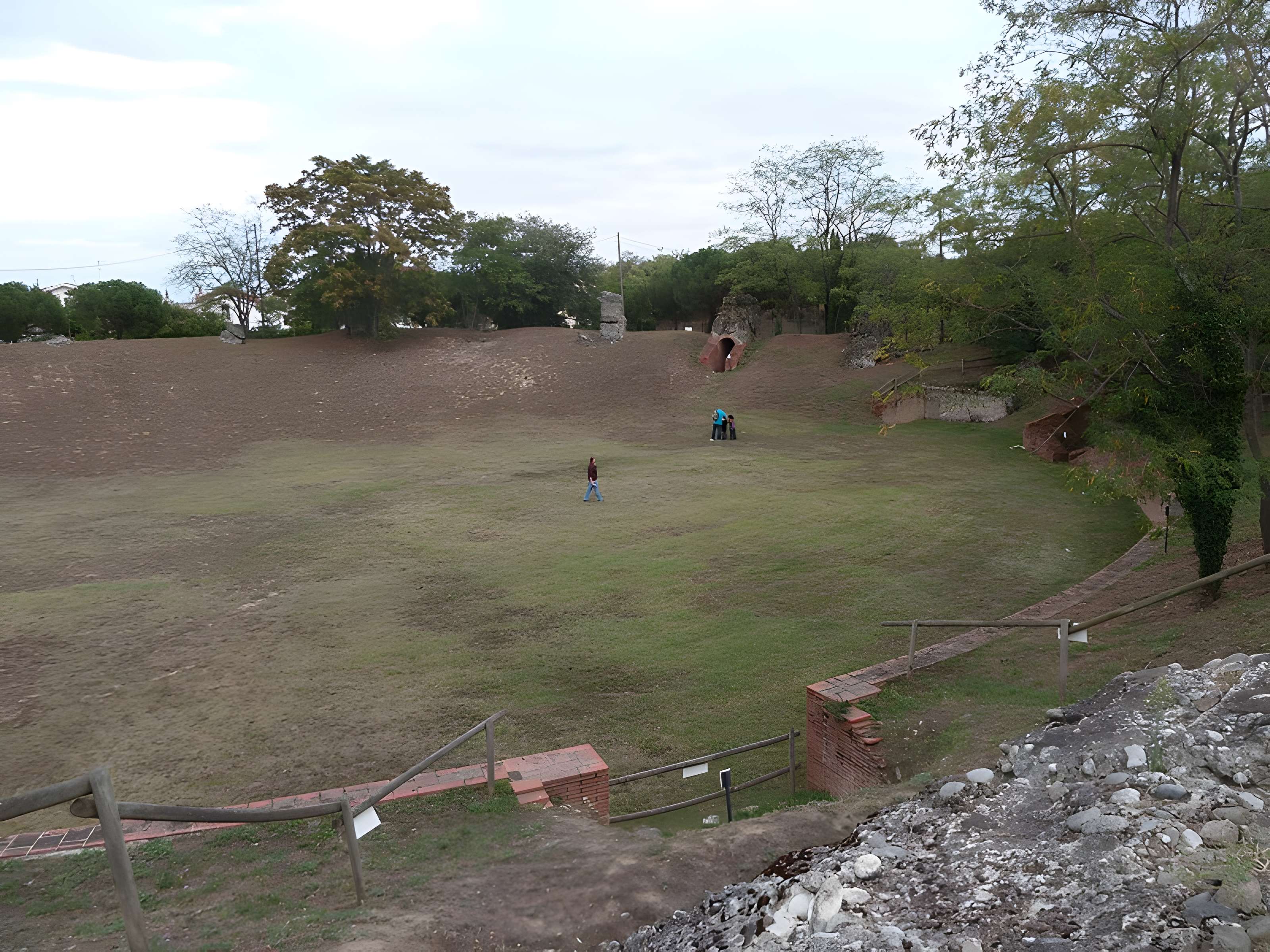 Amphithéâtre romain de Purpan-Ancely à Toulouse 