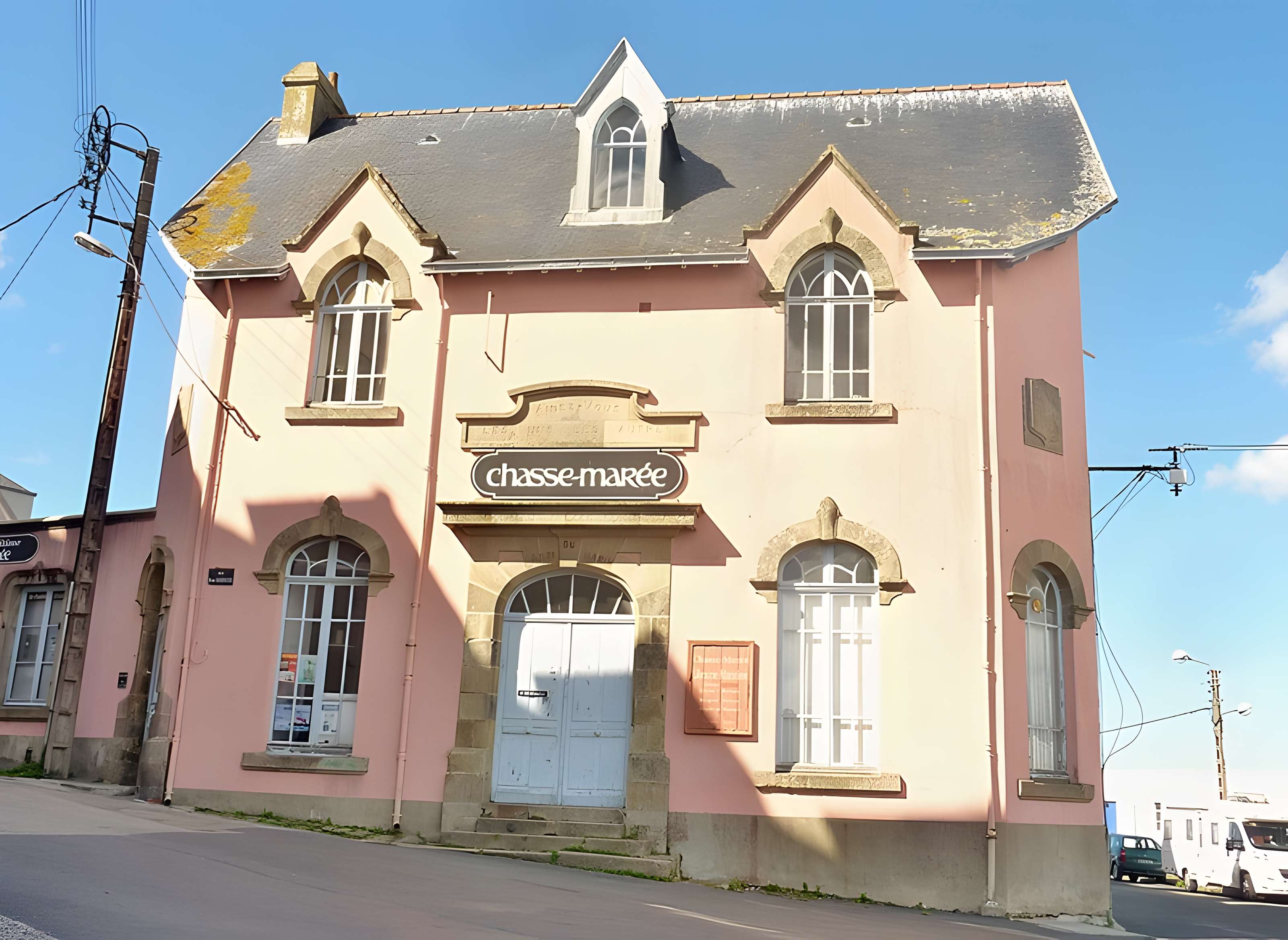 Ancien abri du marin de Douarnenez