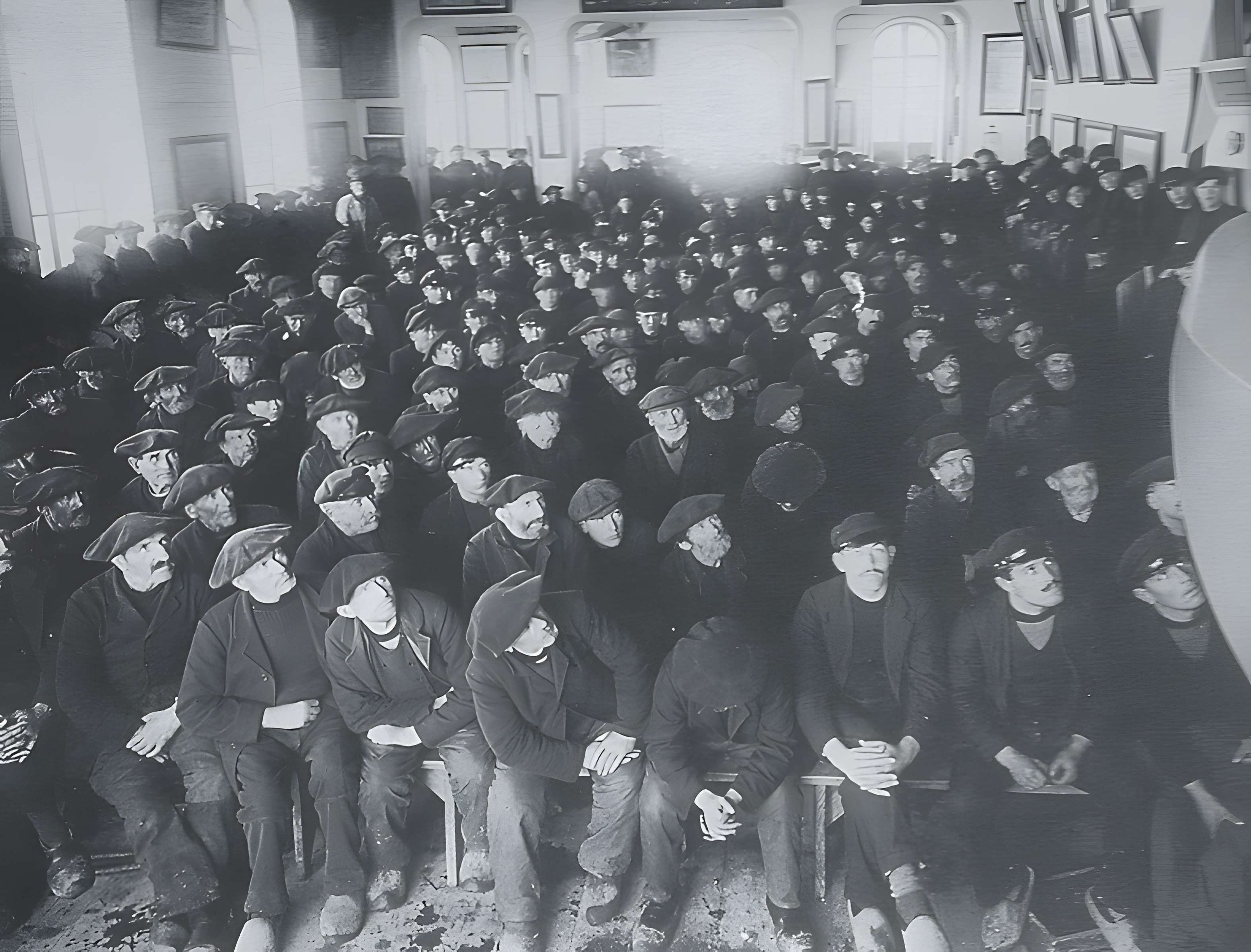 Ancien abri du marin de Douarnenez