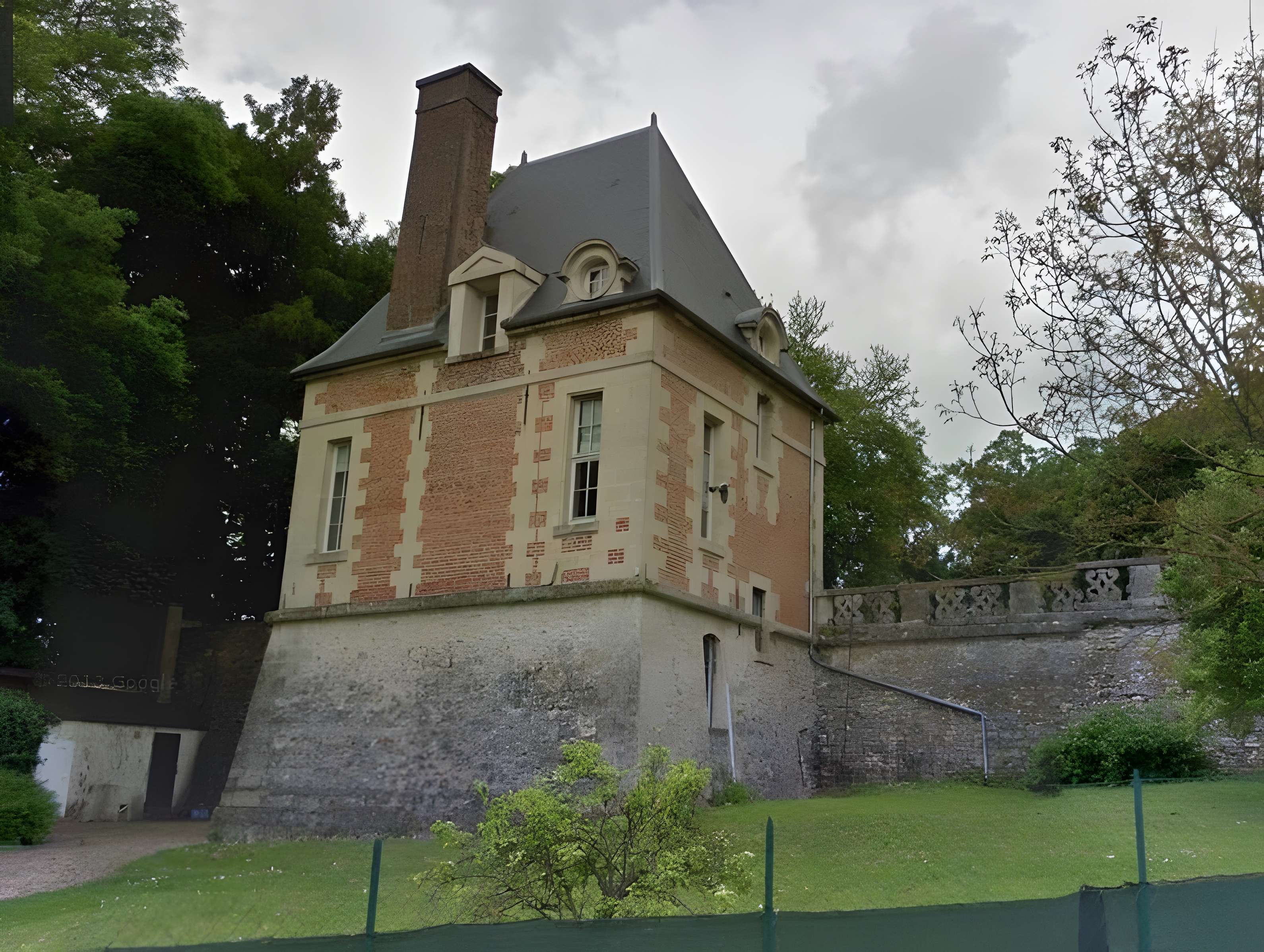 Ancien château de Nanteuil-le-Haudouin