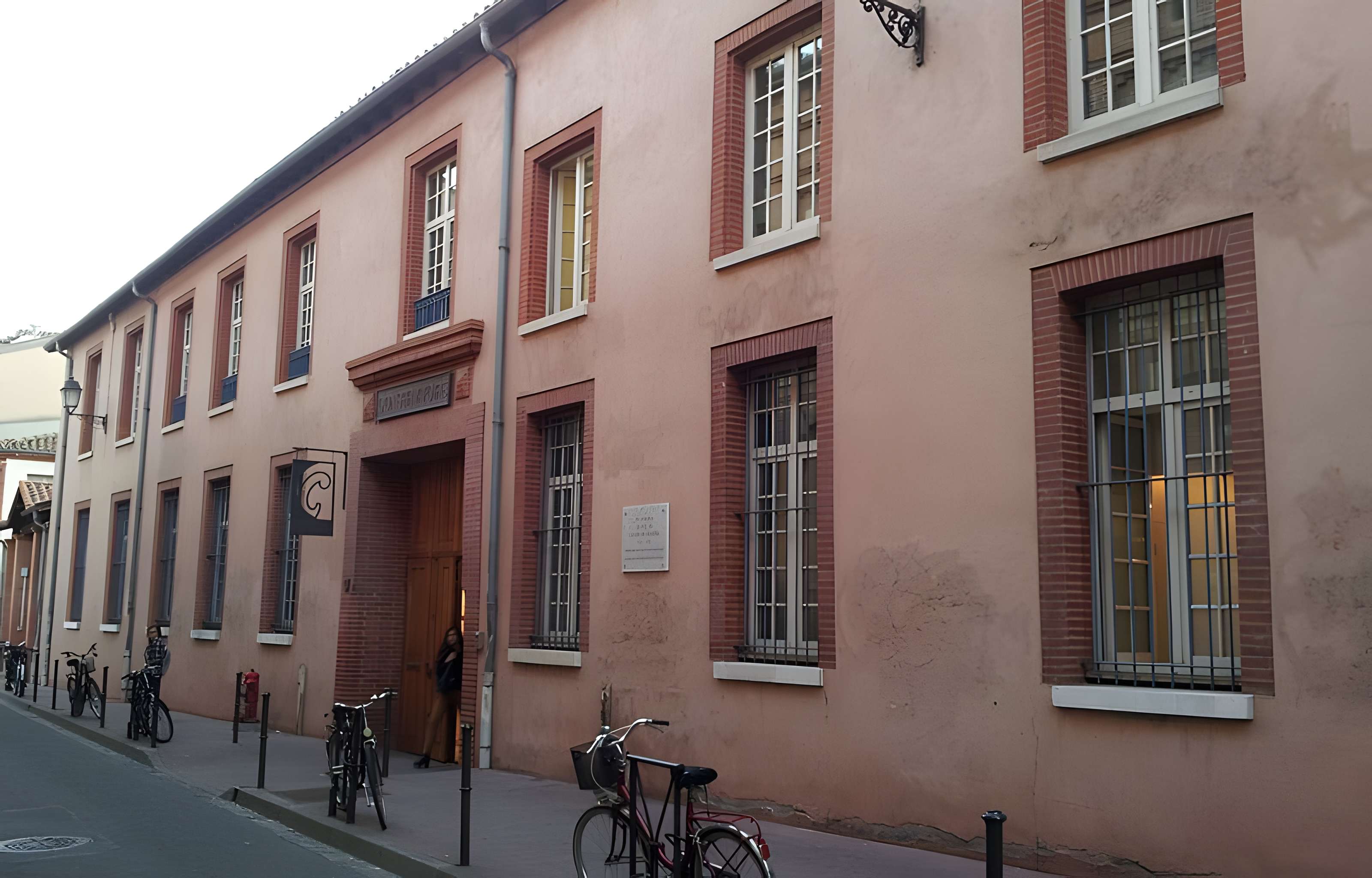 Ancien hôpital Larrey à Toulouse 