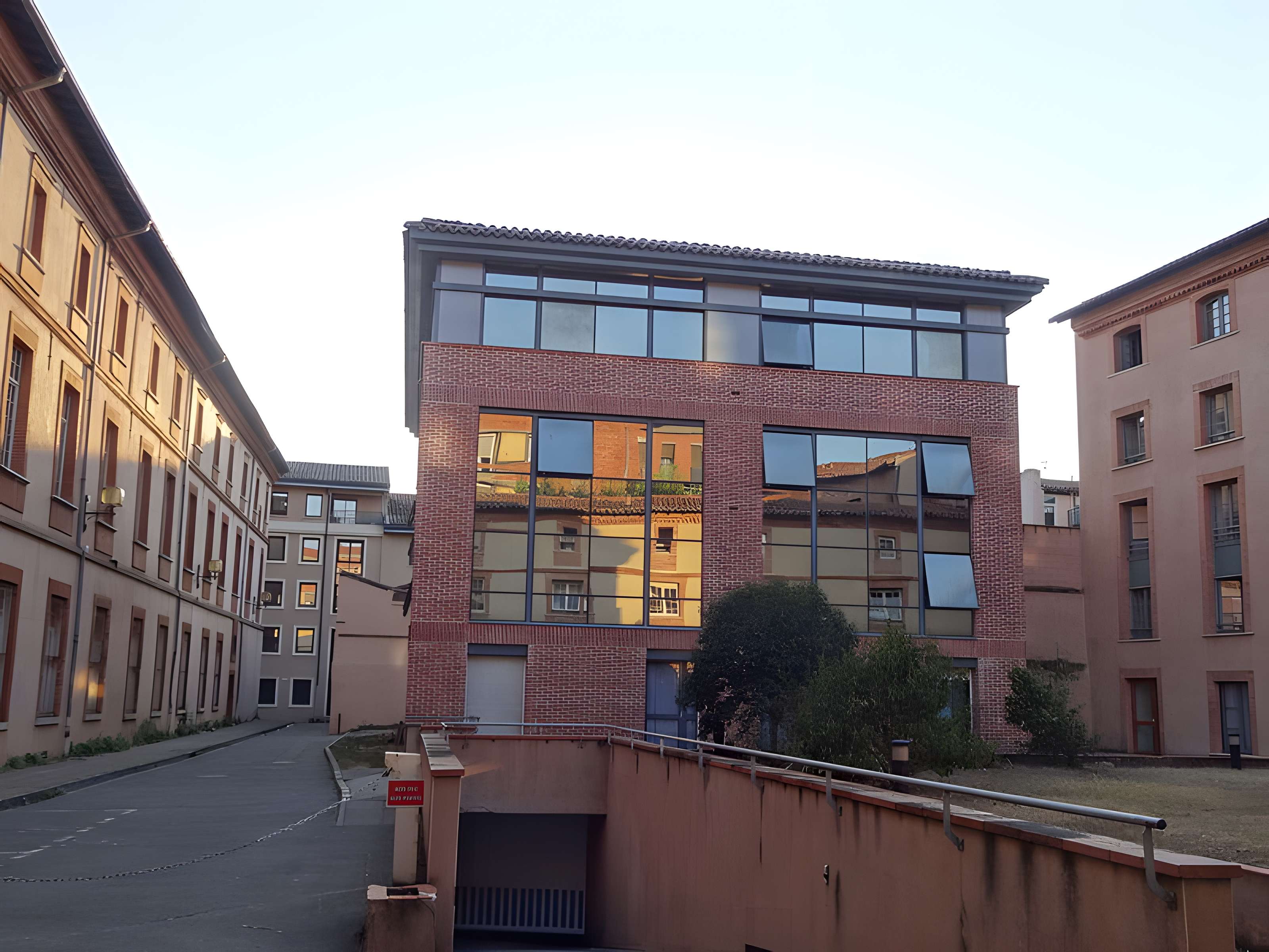 Ancien hôpital Larrey à Toulouse 