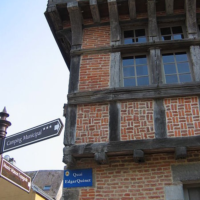 Photo de Maison espagnole à Revin