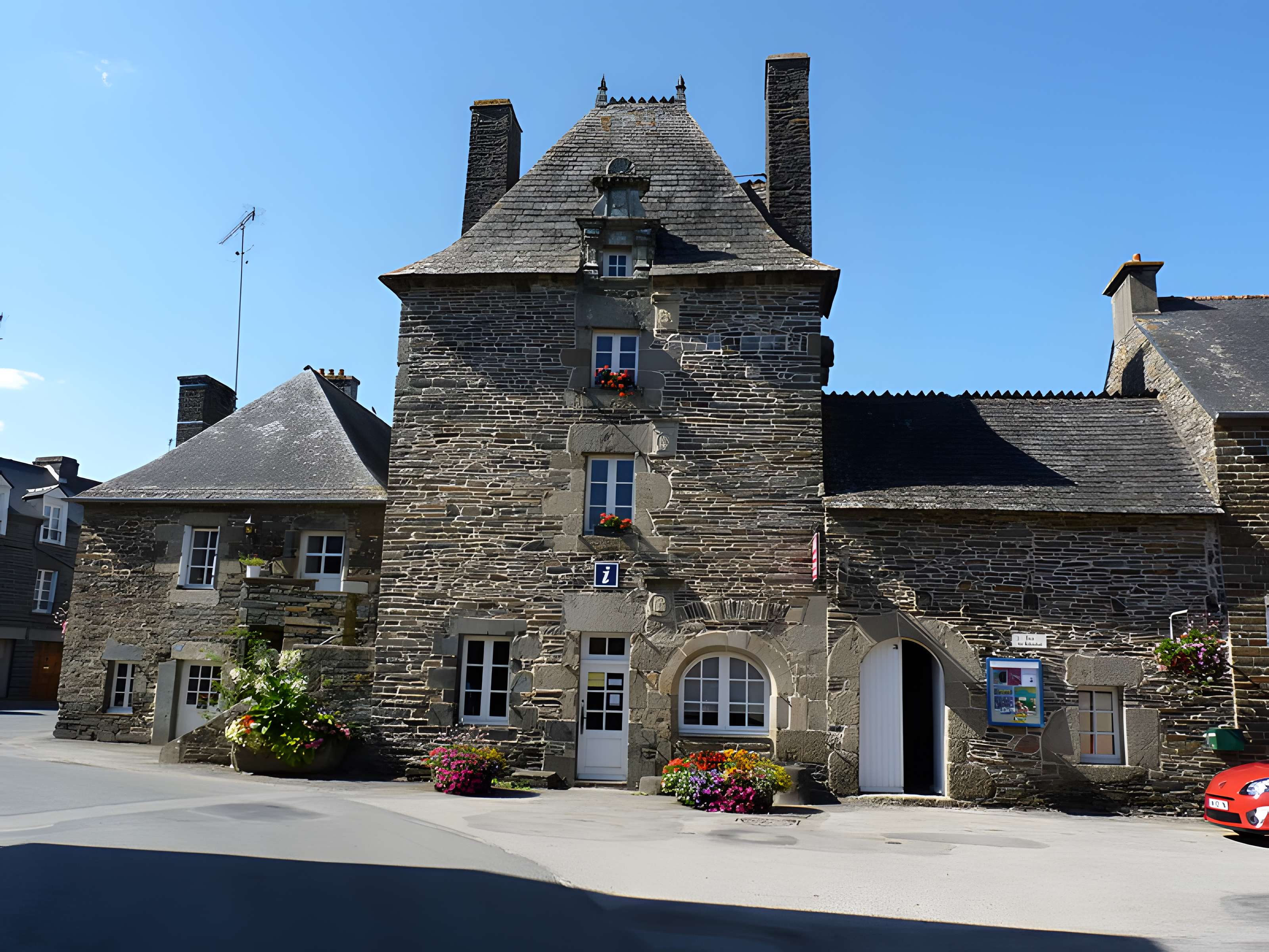 Ancien rendez-vous de chasse des ducs de Rohan à Gouarec