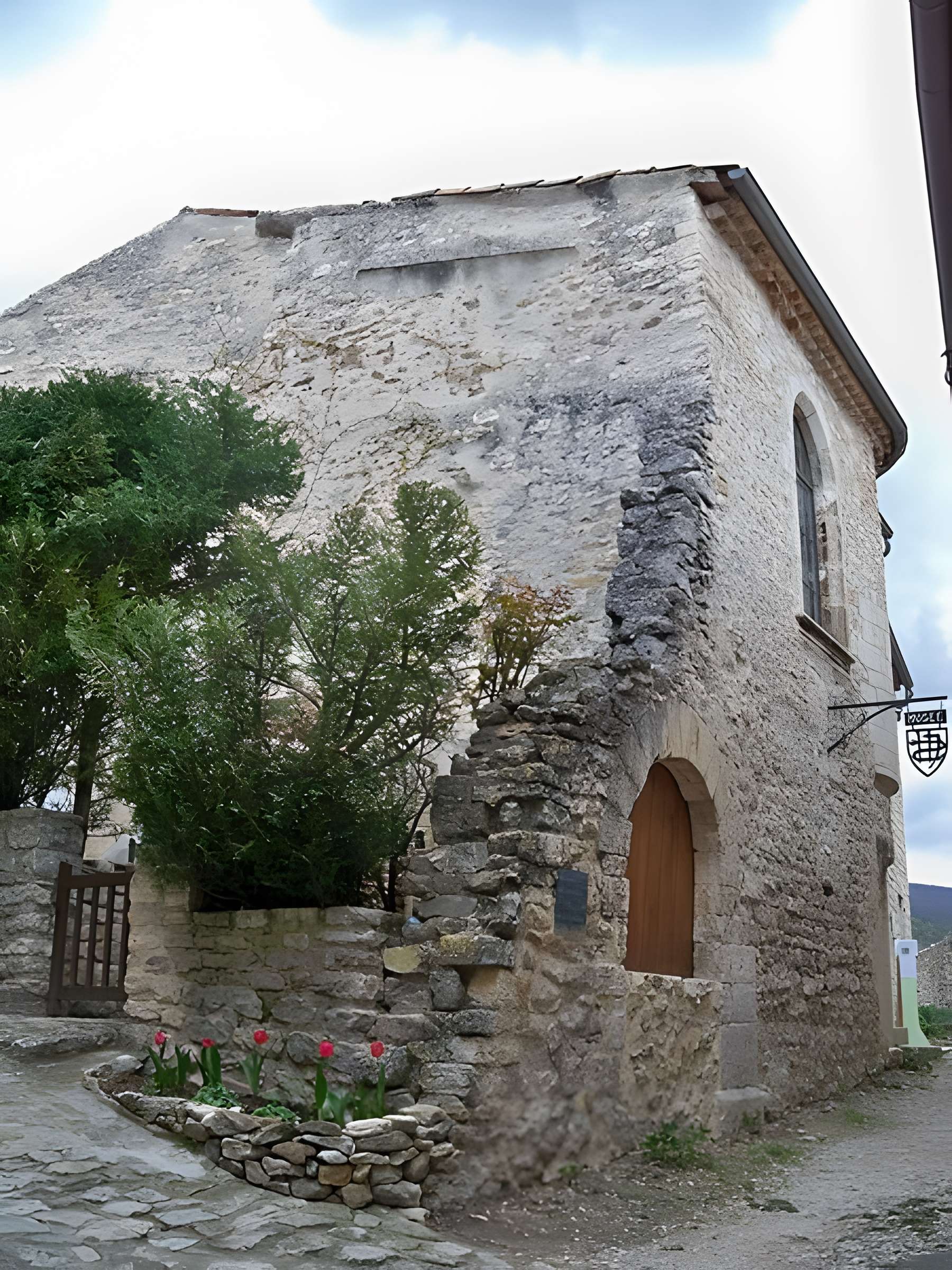 Ancien temple protestant du Poët-Laval 